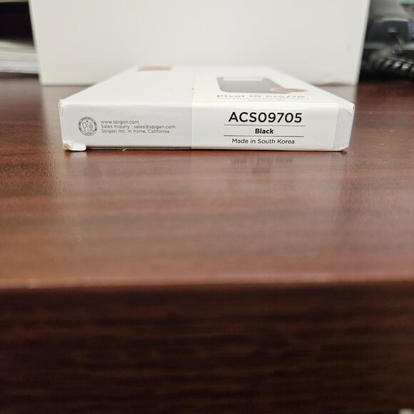 NEW Spigen Pixel 10 Pro/10 Tough Armor MagFit Phone Case - Black - Picture 4 of 7